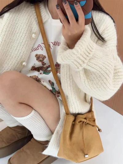 Bolso de Gamuza Marrón con Estilo Retro Minimalista - Image 11