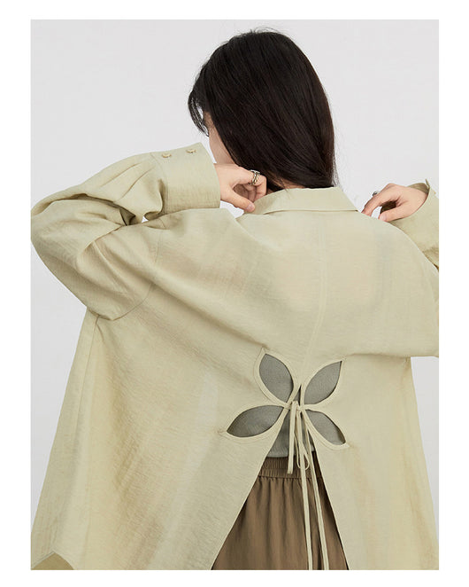 Blusa Holgada Verde Protección Solar con Espalda Calada - Image 9