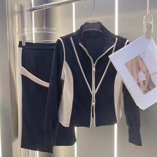 Conjunto Deportivo Otoño: Top y Falda de Ocio
