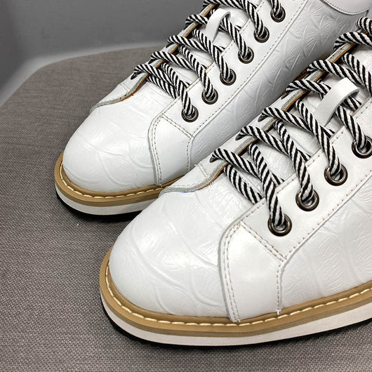 Zapatos Artesanales para Hombre con Patrón Grabado en Relieve - Image 13