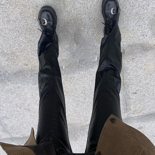 Pantalones de Cuero para Motocicleta Negro con Piernas Divididas - Image 10