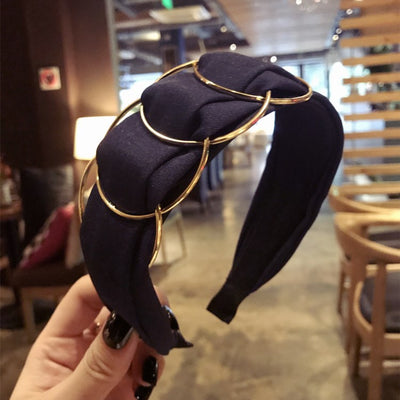 Diadema Ancha Dorada con Tejido Cruzado y Aro para Mujer - Image 10