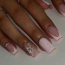 Set de 24 Uñas Postizas con Diseños de Mariposas, Flores y Estampado Vaca con Cristales - Image 10
