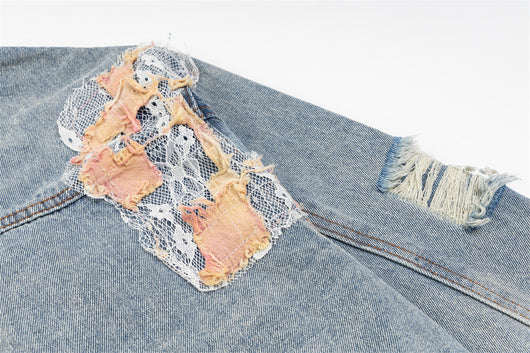 Chaqueta Denim con Costuras de Encaje y Detalles Rotos - Image 13