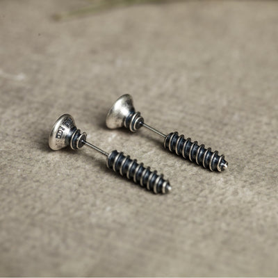 Aretes Punk Hip Hop Plata Tailandesa con Tornillos y Tachuelas - Image 4