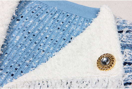 Abrigo Tweed Elegante con Cuello Vuelto y Detalle de Borla - Image 9