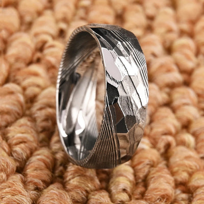 Anillo Blanco de Superficie Curva para Hombre - Image 3