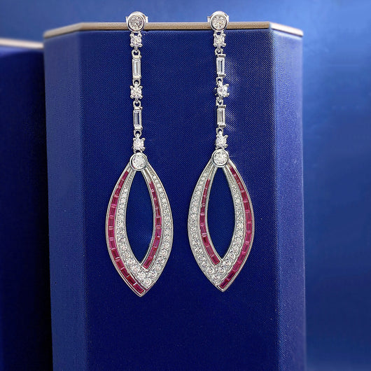 Aretes Hueco con Borla Larga para Mujer - Image 4