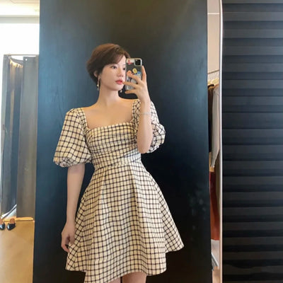 Vestido Otoñal con Mangas Abullonadas, Cuadros y Lunares, Cintura Alta - Image 3