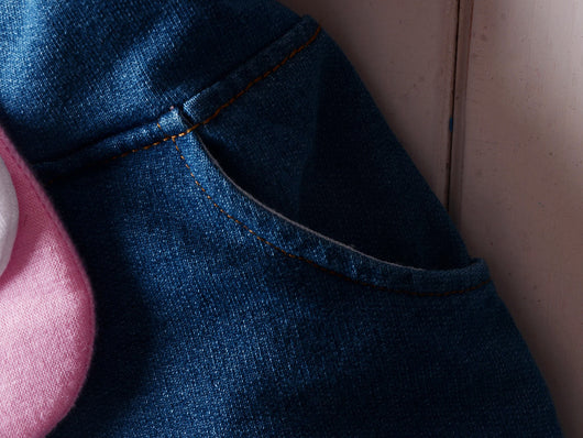 Conjunto de dos piezas: Suéter de algodón coreano con peto denim para niña - Image 11