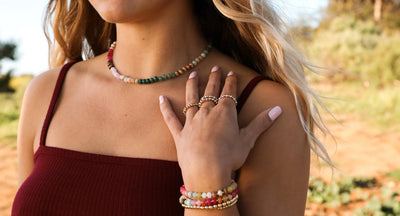 Colar de Pedra Natural + Fecho Banhado a Ouro 14k: Paraíso