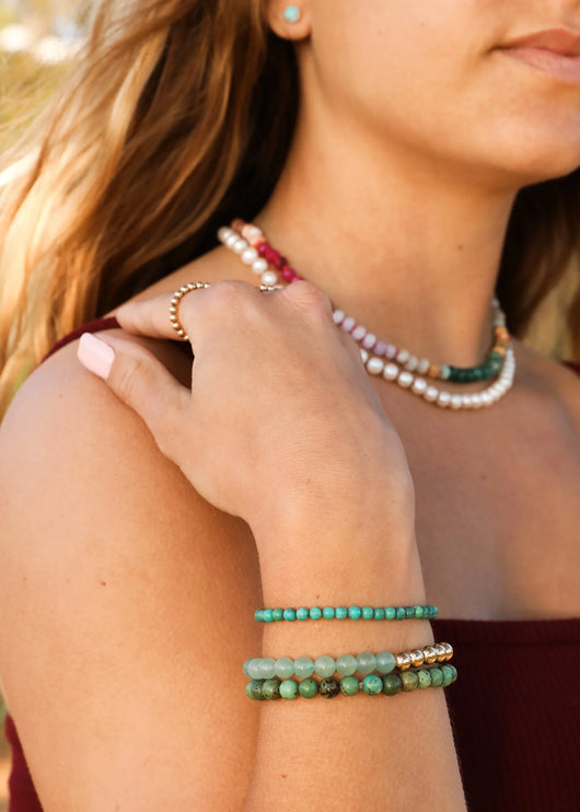 Colar de Pedras Naturais + Fecho Banhado a Ouro 14k : Sedona