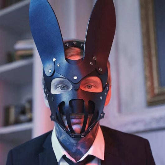 Antifaz de Cuero Negro con Orejas de Conejo - Image 11