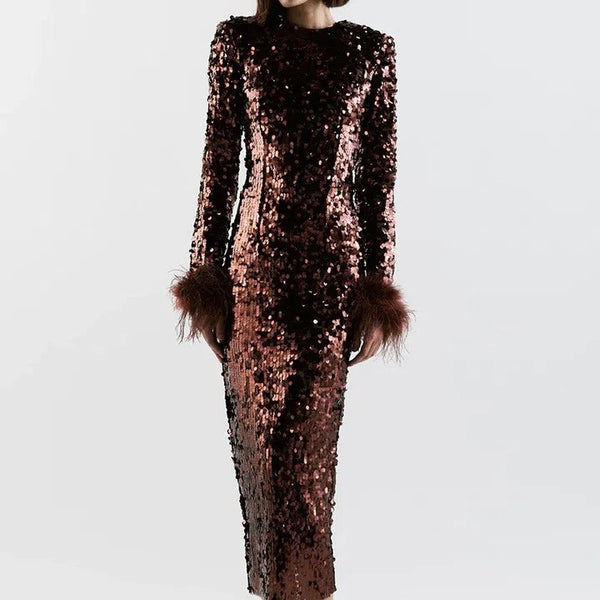 Vestido de Noche Corto con Lentejuelas y Plumas Manga Larga