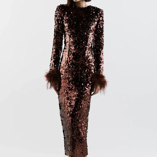 Vestido de Noche Corto con Lentejuelas y Plumas Manga Larga