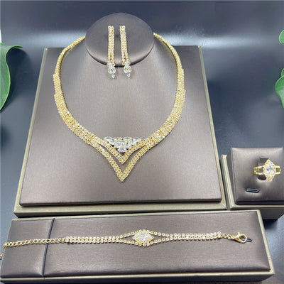 Conjunto de Joyas Luxury con Strass: Aretes, Collar, Anillo y Pulsera - Image 5