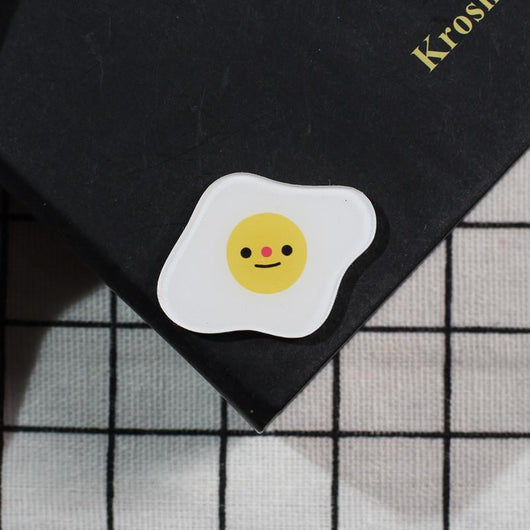 Broche Insignia Multiusos para Ropa, Bolsos y Accesorios - Image 12
