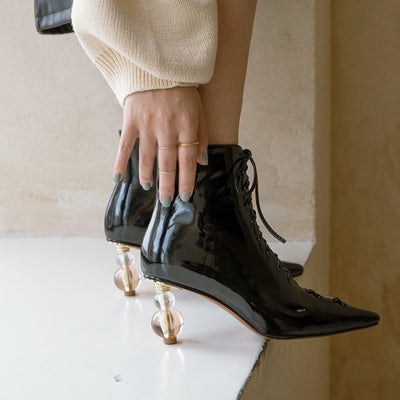 Botas Martin de Cuero con Tacón de Cristal, Cordones y Cierre - Image 12