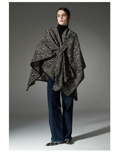 Chal de Invierno con Hebilla y Grosor Reforzado - Image 10