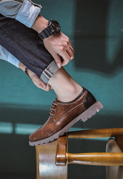 Zapatos Casuales de Cuero Estilo Británico Retro para Hombre - Image 17
