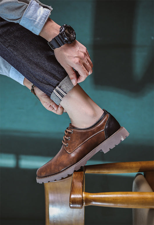 Zapatos Casuales de Cuero Estilo Británico Retro para Hombre - Image 17