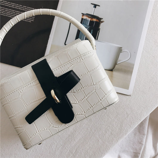 Bolso Mensajero Retro con Lazo - Canasta de Alimentos Estilo Vintage - Image 9