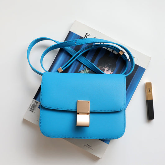 Bolsa Mensajera de Cuero Genuino para Viajes y Trabajo - Image 21