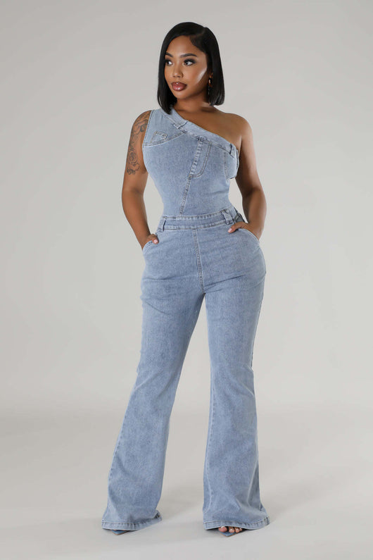 Jumpsuit Denim Ajustado con Hombros Caídos y Cintura Ceñida - Image 30