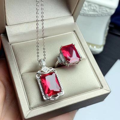 Conjunto de Plata 925 con Corindón Rojo - Elegancia Retro Lujo