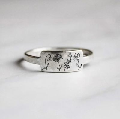 Anillo Retro de Flores del Mes de Nacimiento con Lenguaje Floral