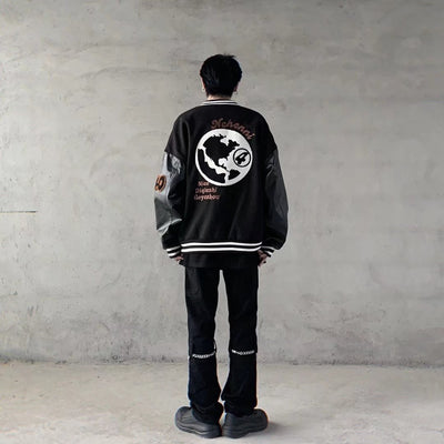 Chaqueta de Cuero PU con Bordado y Contraste de Colores Unisex - Image 9