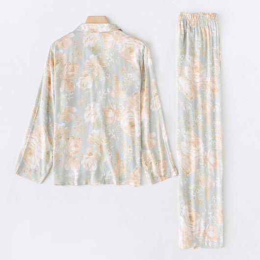 Conjunto de Satén Verde con Flores para Dama - Image 8