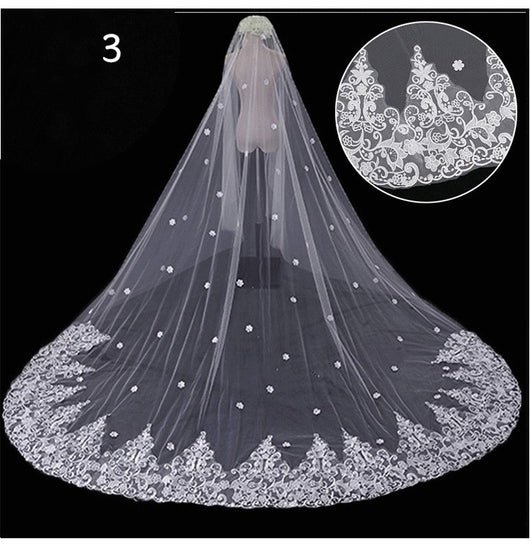 Vestido de Novia Lujo con Cola Larga y Velo de Hada Mágica - Image 43