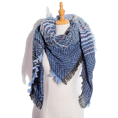 Chal Triangular Escocés para Otoño e Invierno - Amplio y Versátil - Image 60