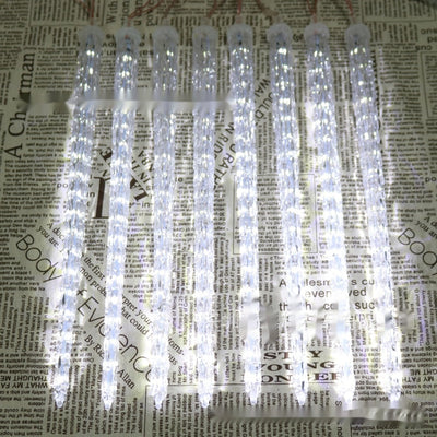 Lámpara Solar Navideña con Luces LED en Forma de Cono de Hielo - Image 2