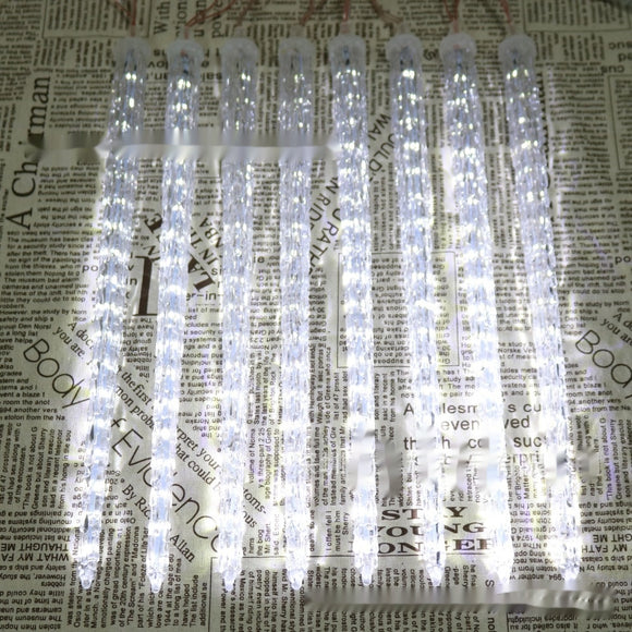 Lámpara Solar Navideña con Luces LED en Forma de Cono de Hielo