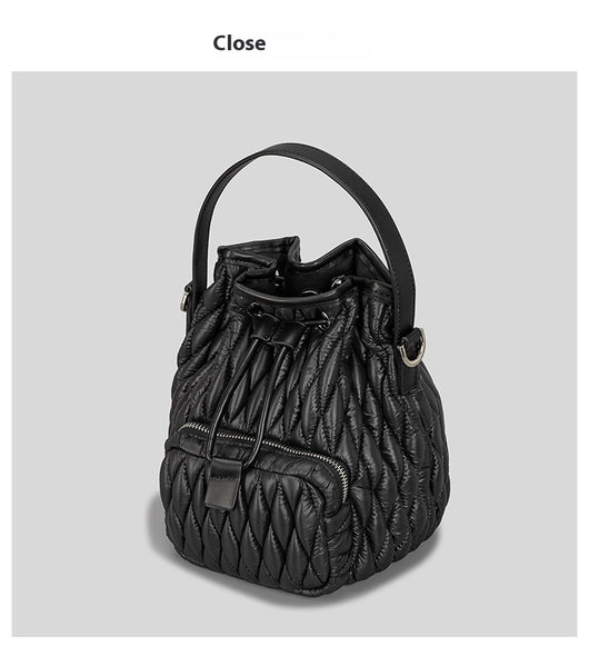 Bolso de Hombro Acolchado Nylon con Cordón y Diseño Rombo - Image 16