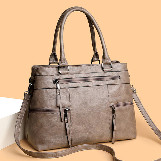 Bolso Mensajero de Cuero Suave - Cartera Ejecutiva para Commuter - Image 4