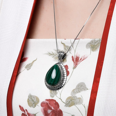 Dije Retro Verde en Plata S925 Forma Gota - Image 10