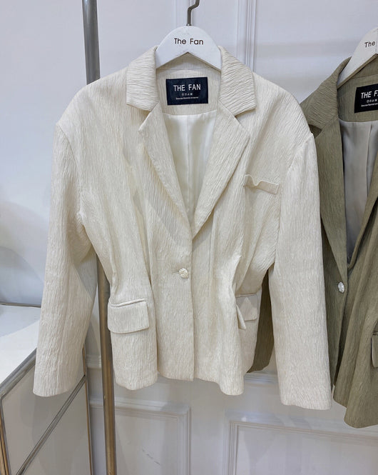 Conjunto de Dos Piezas: Top Tubo Texturizado con Blazer - Image 11