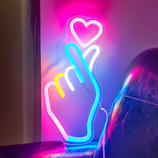Luces Decorativas de Neón en Forma de Corazón - Acrílico Premium para Espacios Comerciales - Image 4