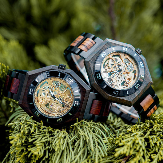 Reloj Mecánico de Madera Infected Gris con Correa Ajustable