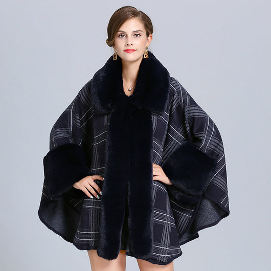 Poncho Cuadriculado para Mujer con Cuello de Pelaje Sintético Zorro - Abrigo Invierno - Image 10