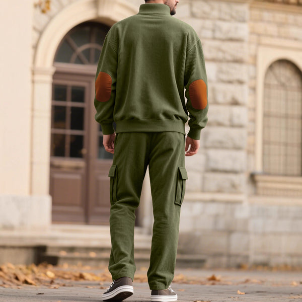 Sudadera y Pantalón de Pana con Cuello Alto y Acceso Controlado