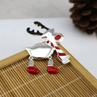 Broche Esmaltado Reno Navideño - Image 4