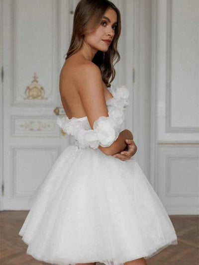 Vestido de Novia Mini con Encaje y Hombros Descubiertos - Image 7