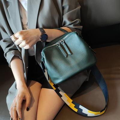Bolso Bandolera de Cuero Suave con Asa Simple - Image 6
