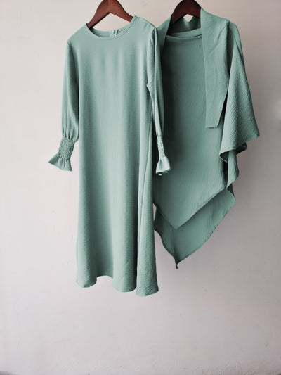 Vestido Liso con Cuello Redondo y Volantes Ondulados - Image 17