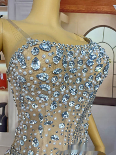 Vestido Asimétrico Diamante con Diseño Vanguardista - Image 13