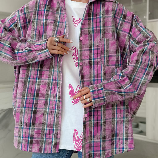 Camisa Suelta Estilo Retro con Detalles Desgastados - Image 4